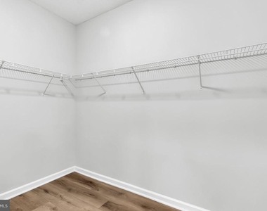 1701 Lake Shore Crest Drive - Photo Thumbnail 27