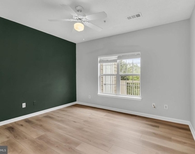 1701 Lake Shore Crest Drive - Photo Thumbnail 23