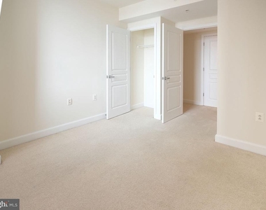 2451 Midtown Avenue - Photo Thumbnail 11