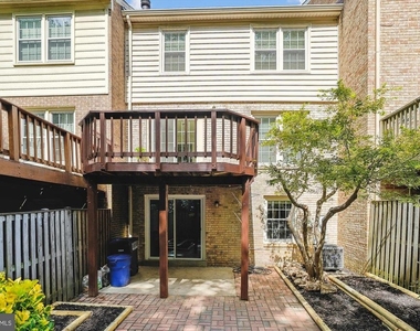 8021 Bethelen Woods Lane - Photo Thumbnail 29
