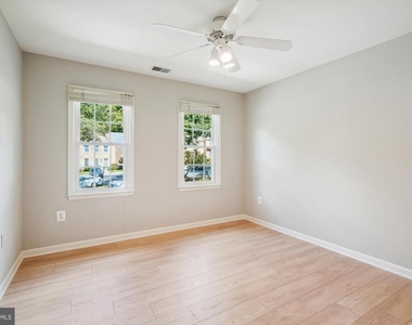 8021 Bethelen Woods Lane - Photo Thumbnail 20