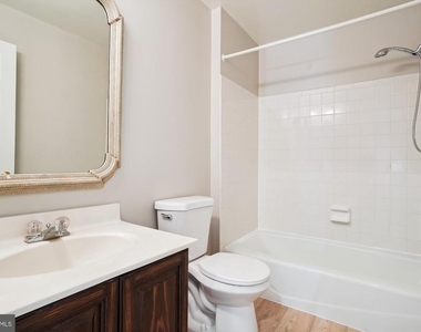 8021 Bethelen Woods Lane - Photo Thumbnail 22