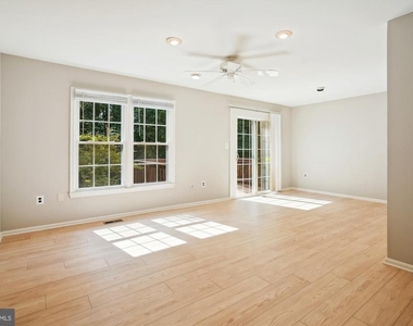 8021 Bethelen Woods Lane - Photo Thumbnail 10