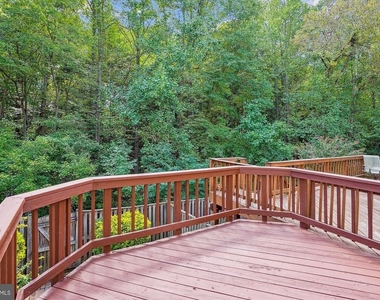 8021 Bethelen Woods Lane - Photo Thumbnail 27