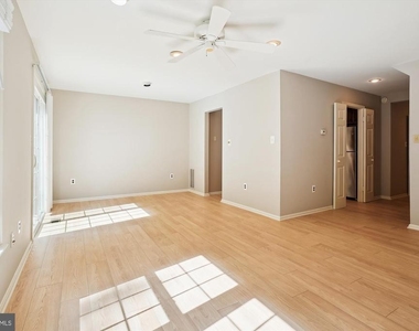 8021 Bethelen Woods Lane - Photo Thumbnail 11