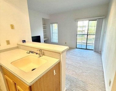 12155 Penderview Terrace - Photo Thumbnail 5