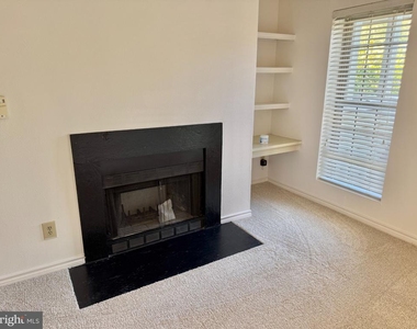 12155 Penderview Terrace - Photo Thumbnail 4