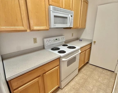 12155 Penderview Terrace - Photo Thumbnail 12