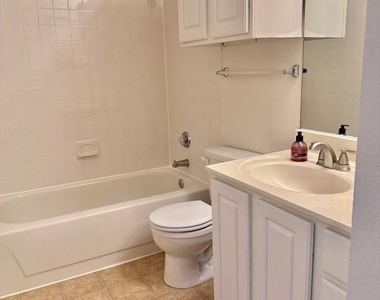 12155 Penderview Terrace - Photo Thumbnail 14