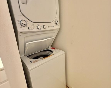 12155 Penderview Terrace - Photo Thumbnail 13