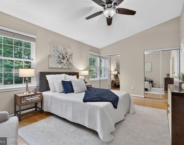 3609 Buckeye Court - Photo Thumbnail 10