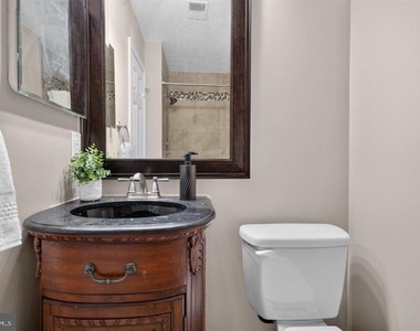 3609 Buckeye Court - Photo Thumbnail 20