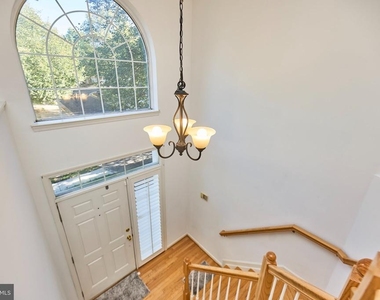 11485 Carriage Court - Photo Thumbnail 3