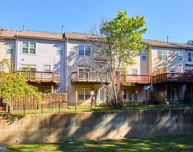 11485 Carriage Court - Photo Thumbnail 36