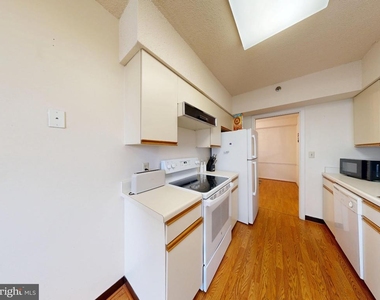 5505 Seminary Road - Photo Thumbnail 2