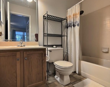 6061 Clay Spur Court - Photo Thumbnail 19