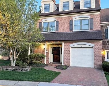 6319 Chaucer View Circle - Photo Thumbnail 40