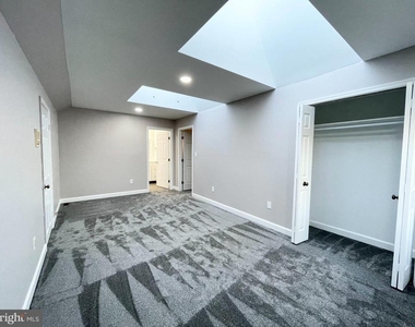 6319 Chaucer View Circle - Photo Thumbnail 24