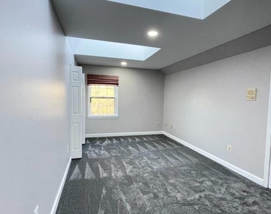 6319 Chaucer View Circle - Photo Thumbnail 25