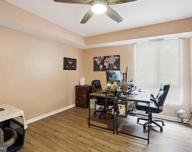 7804 Dassett Court - Photo Thumbnail 9