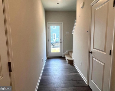 155 Tigney Drive - Photo Thumbnail 7