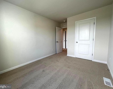 155 Tigney Drive - Photo Thumbnail 15