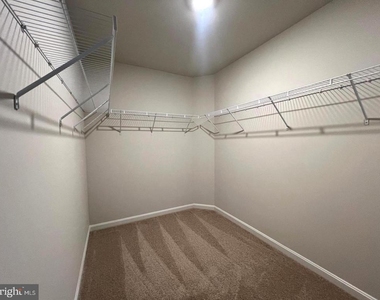 155 Tigney Drive - Photo Thumbnail 14