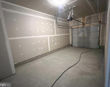 155 Tigney Drive - Photo Thumbnail 20