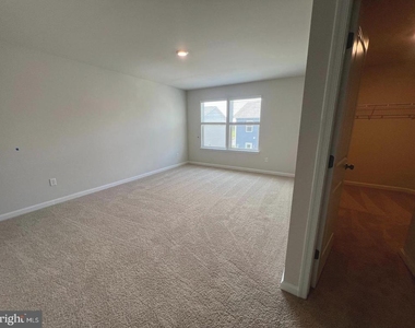 155 Tigney Drive - Photo Thumbnail 11