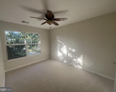 2265 Forsythia Drive - Photo Thumbnail 5