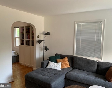 9 E Myrtle Street - Photo Thumbnail 5
