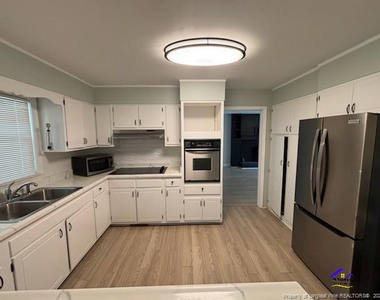 309 Randolph Avenue - Photo Thumbnail 3