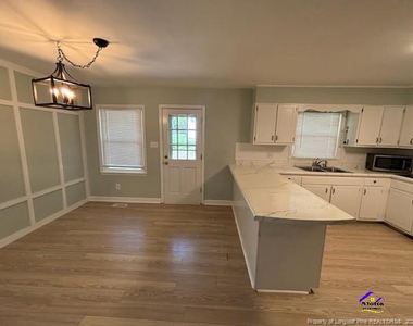 309 Randolph Avenue - Photo Thumbnail 2
