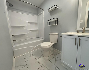 309 Randolph Avenue - Photo Thumbnail 6
