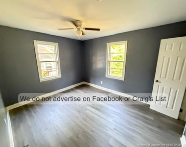 2061 Osceola Drive - Photo Thumbnail 6