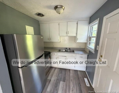 2061 Osceola Drive - Photo Thumbnail 3