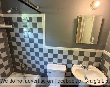 2061 Osceola Drive - Photo Thumbnail 5