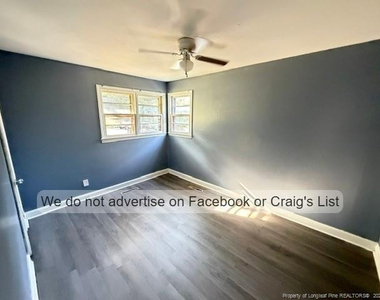 2061 Osceola Drive - Photo Thumbnail 7