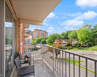 4520 King Street - Photo Thumbnail 14