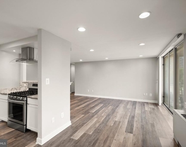 4520 King Street - Photo Thumbnail 17