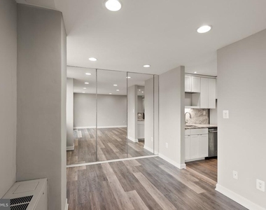 4520 King Street - Photo Thumbnail 16