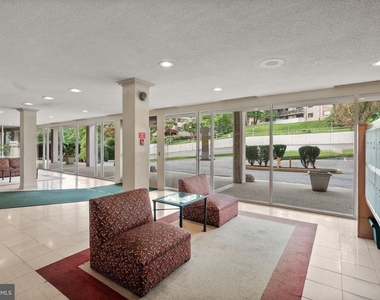 4520 King Street - Photo Thumbnail 4