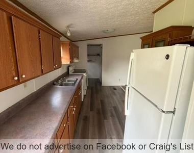 110 Mciver Lane - Photo Thumbnail 3