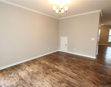 1043 Myers Point Drive - Photo Thumbnail 7