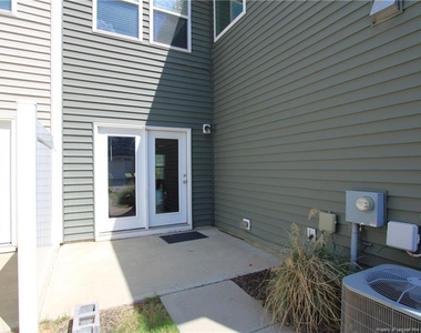 1043 Myers Point Drive - Photo Thumbnail 35