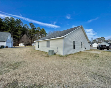 804 Nighthawk Place - Photo Thumbnail 2