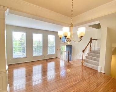 81 Arell Court - Photo Thumbnail 4