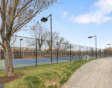 1804 W Abingdon Drive - Photo Thumbnail 17