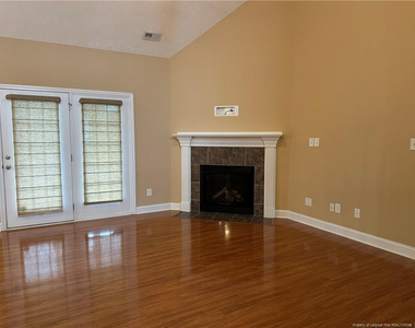 4021 Stretton Avenue - Photo Thumbnail 12