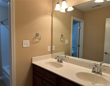 4021 Stretton Avenue - Photo Thumbnail 36